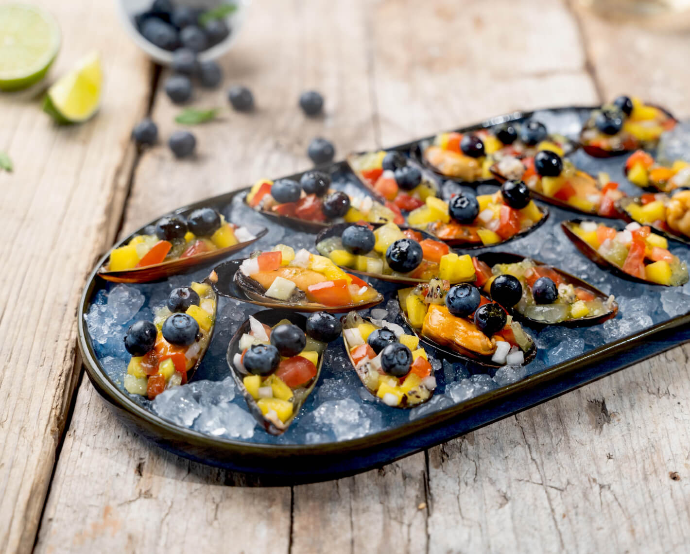 Macedonia in guscio di cozze